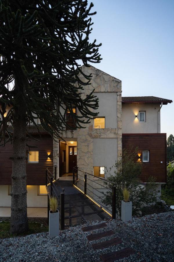 Nbh Lacus Boutique Hotel San Carlos de Bariloche Exterior photo