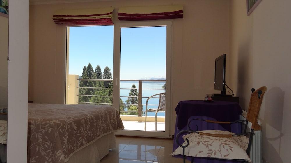 Nbh Lacus Boutique Hotel San Carlos de Bariloche Exterior photo